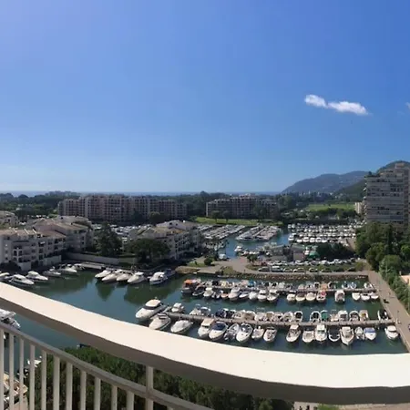 Vue Et Montagne A La Napoule * Mandelieu-la-Napoule