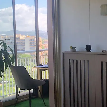 Vue Et Montagne A La Napoule Apartment